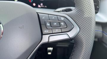 2025 Volkswagen TSI eHybrid 19.7kWh R-Line Edition DSG Euro 6 5-door (White) - Image: 33