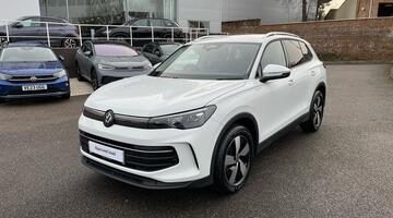 2025 Volkswagen ETSI MHEV Match DSG Euro 6 5-door (White) - Image: 40