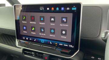 2025 Volkswagen Pro 79kWh Commerce Auto 5-door (Silver) - Image: 18