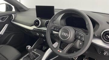 2025 Audi TFSI CoD 35 S line Euro 6 5-door (Black) - Image: 6