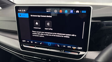 2025 Volkswagen 2.0 TSI R DSG 4Motion Euro 6 5-door (Black) - Image: 28