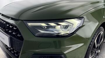 2025 Audi TFSI 35 Black Edition Sportback S Tronic Euro 6 5-door (Green) - Image: 39