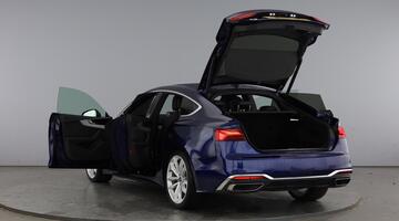 2021 Audi 2.0 TFSI 35 S line Sportback S Tronic Euro 6 5-door (Blue) - Image: 11