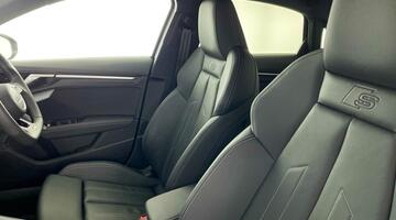 2025 Audi TFSI 35 S line S Tronic Euro 6 4-door (Blue) - Image: 37