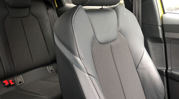 2022 Audi 1.0 TFSI 30 Black Edition Sportback Euro 6 5-door (Yellow) - Image: 42