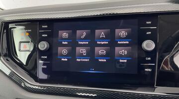 2022 Volkswagen 1.0 TSI Life Euro 6 5-door (Grey) - Image: 18