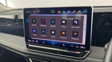 2024 Volkswagen ETSI MHEV Elegance DSG Euro 6 5-door (White) - Image: 18