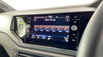 2022 Volkswagen 1.0 TSI R-Line DSG Euro 6 5-door (Silver) - Image: 13