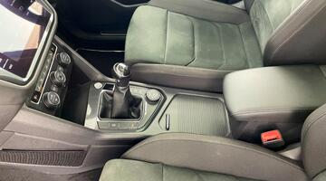 2018 Volkswagen 2.0 TDI SEL 4Motion Euro 6 5-door (Blue) - Image: 40