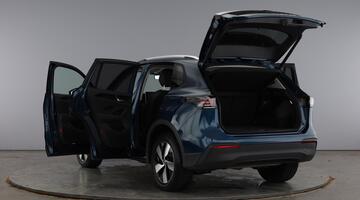 2025 Volkswagen TSI eHybrid 19.7kWh Match DSG Euro 6 5-door (Blue) - Image: 11