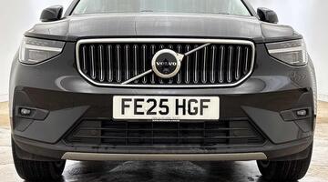 2025 Volvo 2.0 B4 MHEV Ultra Bright DCT Auto Euro 6 5-door (Black) - Image: 24