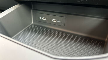 2025 SEAT 1.0 TSI FR DSG Euro 6 5-door (Blue) - Image: 37