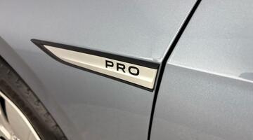 2021 Volkswagen Pro Performance 58kWh Tech Auto 5-door (Blue) - Image: 37