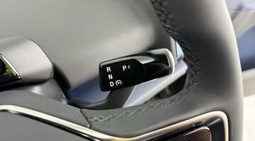 2025 Volvo Single Motor Extended Range 69kWh Plus Auto 5-door (Black) - Image: 19