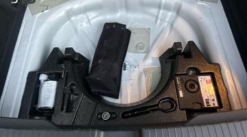 2024 Volkswagen TSI Style DSG Euro 6 5-door (White) - Image: 37