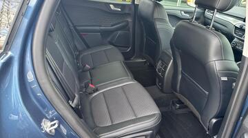 2021 Ford EcoBlue Titanium Edition Auto Euro 6 5-door (Blue) - Image: 27