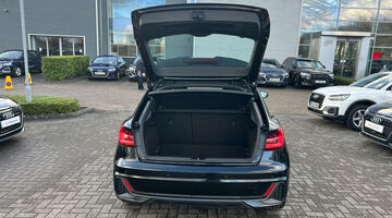 2022 Audi 1.0 TFSI 30 S line Sportback S Tronic Euro 6 5-door (Black) - Image: 17