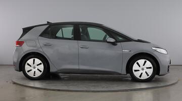 2022 Volkswagen Pro Performance 58kWh Life Auto 5-door (Multicolour) - Image: 4