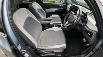 2020 Volkswagen Pro Performance 58kWh Family Auto 5-door (Blue) - Image: 42