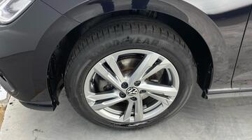 2024 Volkswagen 1.0 TSI R-Line DSG Euro 6 5-door (Black) - Image: 31