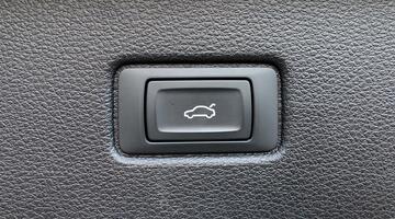 2020 Audi 3.0 TFSI V6 55 Black Edition Tiptronic quattro Euro 6 5-door (White) - Image: 24