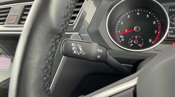 2022 Volkswagen TSI Active Euro 6 5-door (White) - Image: 25