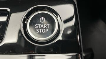 2025 Audi 100kWh S line Auto quattro 5-door (Black) - Image: 13