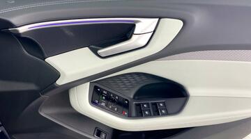 2025 Audi 2.0 TFSI S line Saloon S Tronic Euro 6 5-door (Blue) - Image: 24