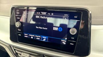 2023 Volkswagen 1.0 TSI Life Euro 6 5-door (Grey) - Image: 21