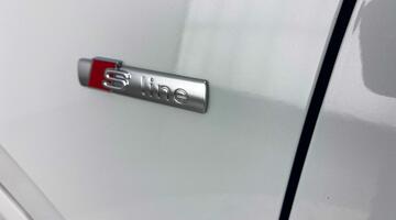 2025 Audi TFSI CoD 35 Black Edition S Tronic Euro 6 5-door (White) - Image: 41