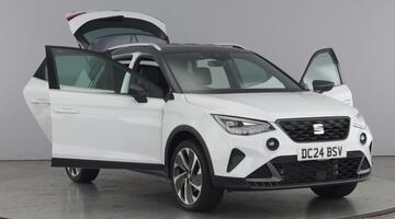 2024 SEAT 1.0 TSI FR Sport DSG Euro 6 5-door (White) - Image: 9