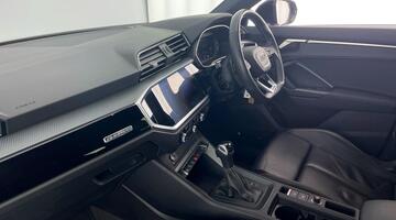 2022 Audi 2.0 TFSI 40 Black Edition S Tronic quattro Euro 6 5-door (Blue) - Image: 2