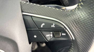 2019 Audi 2.0 TFSI 40 S line S Tronic quattro Euro 6 5-door (Blue) - Image: 28