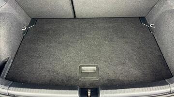 2021 Volkswagen 1.0 TSI Life Euro 6 5-door (Silver) - Image: 28