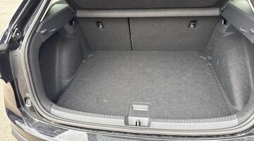 2025 Volkswagen 1.0 TSI Match DSG Euro 6 5-door (Black) - Image: 14