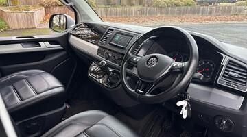 2016 Volkswagen 2.0 BiTDI BlueMotion Tech Executive 4Motion Euro 6 5-door (Silver) - Image: 6
