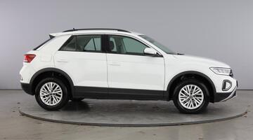 2022 Volkswagen TSI Life Euro 6 5-door (White) - Image: 4