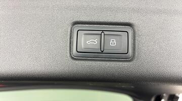 2025 Audi 100kWh Performance Edition 1 Auto 5-door (Black) - Image: 38