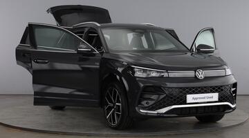 2025 Volkswagen 2.0 TDI R-Line DSG Euro 6 5-door (Grey) - Image: 9