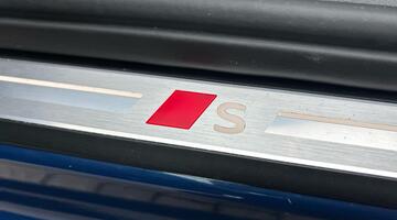 2025 Audi 2.0 TFSI S line S Tronic Euro 6 5-door (Blue) - Image: 23