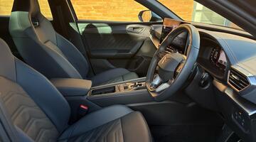 2025 CUPRA EHybrid 25.8kWh VZ2 DSG Euro 6 5-door (Grey) - Image: 29