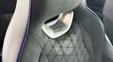 2025 Volkswagen ETSI MHEV R-Line DSG Euro 6 5-door (Black) - Image: 20