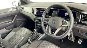 2022 Volkswagen 1.0 TSI R-Line DSG Euro 6 5-door (Silver) - Image: 6