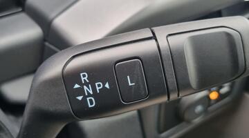 2025 Ford 340 65kWh Titanium Auto L1 5-door (Grey) - Image: 15