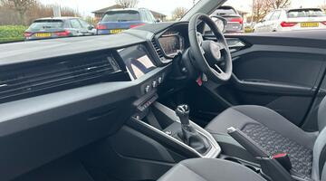 2026 Audi Sportback Sport 30 TFSI 116 PS S tronic (Silver) - Image: 2