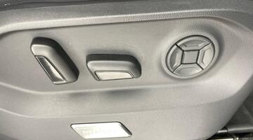 2025 Volkswagen 3.0 TDI V6 Black Edition Tiptronic 4Motion Euro 6 5-door (Grey) - Image: 21