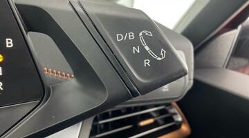 2022 CUPRA E-Boost 58kWh V2 Auto 5-door (Red) - Image: 14