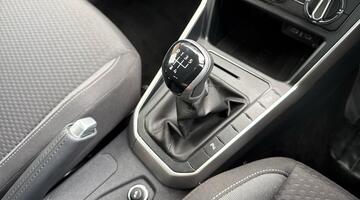 2025 Volkswagen 1.0 TSI Match Euro 6 5-door (Silver) - Image: 42