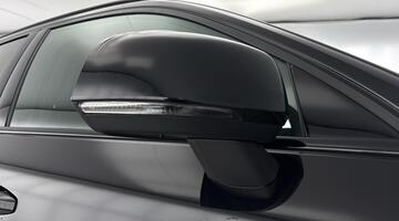 2022 Volvo T3 R-Design Auto Euro 6 5-door (Black) - Image: 38