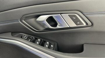 2020 BMW 2.0 318i M Sport Auto Euro 6 4-door (Blue) - Image: 20